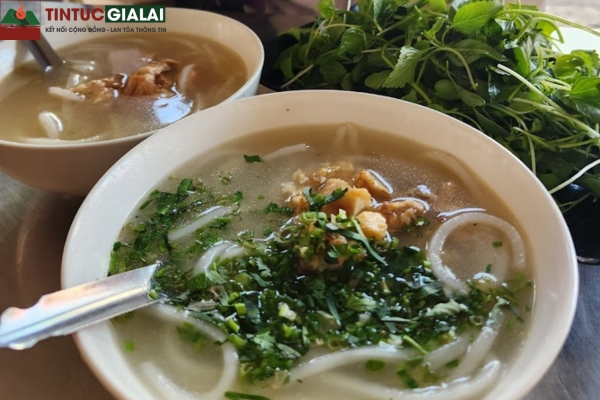Bánh Canh Cá Lóc O Bé Pleiku – Quán Bánh Canh Ngon Chuẩn Vị Tại Gia Lai